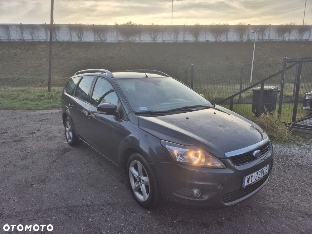 Ford Focus 1.8 TDCi Ambiente - 3