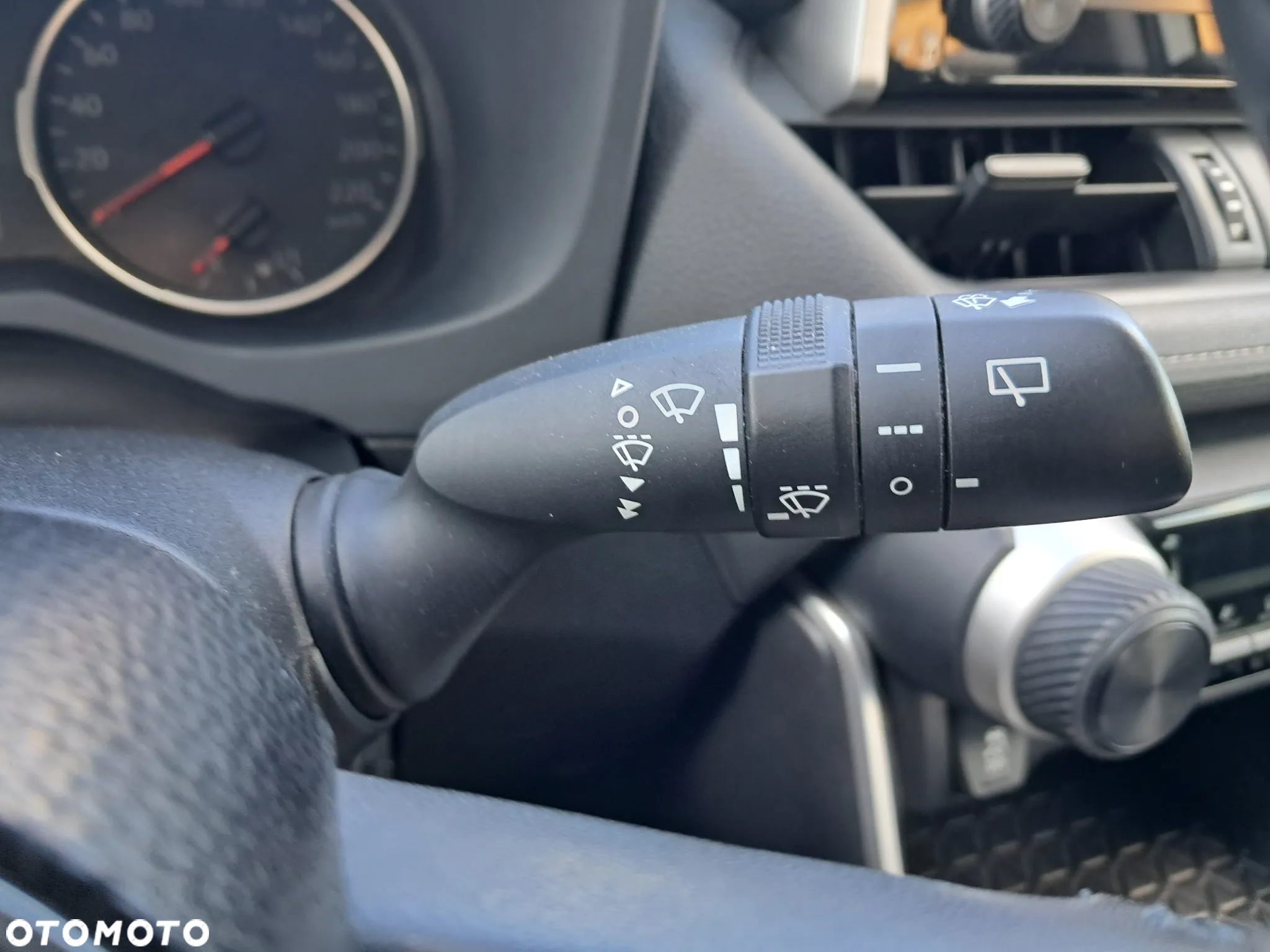 Toyota RAV4 2.0 Active 4x2 MS - 19