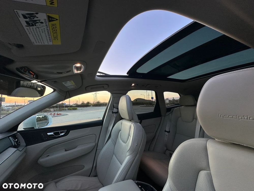 Volvo XC 60 T6 AWD Inscription - 24