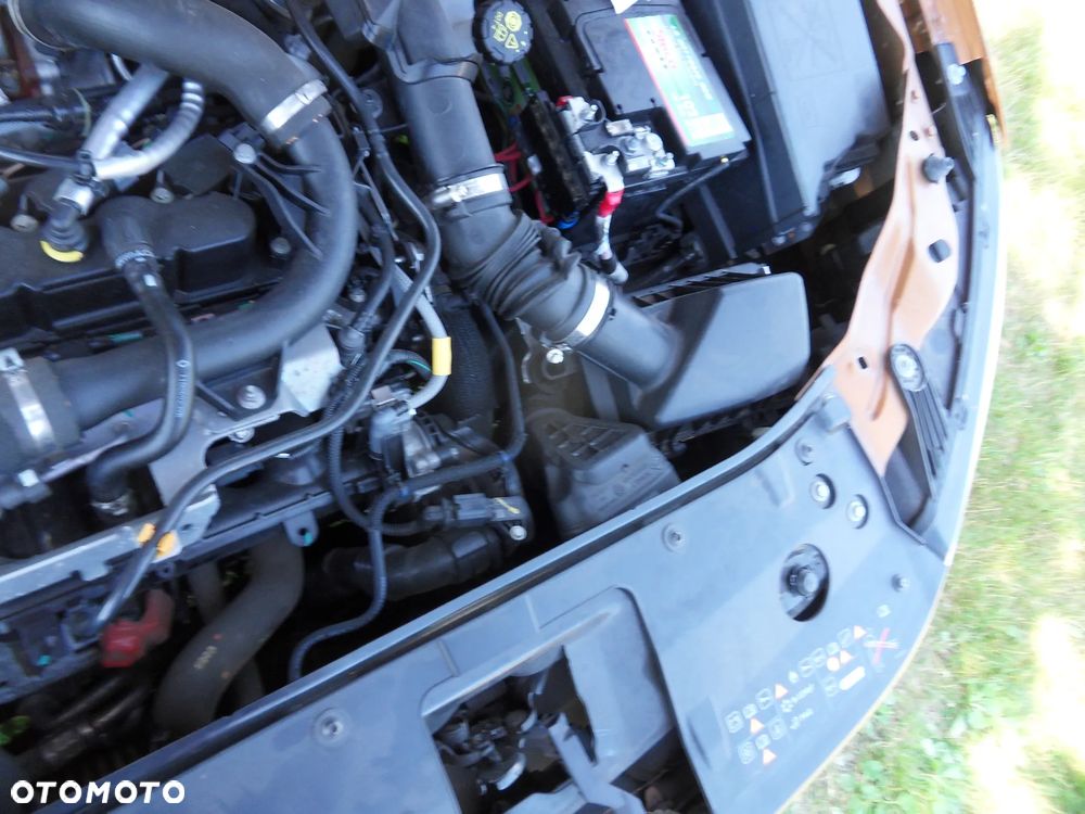 Dacia Sandero Stepway TCe 90 Comfort - 14