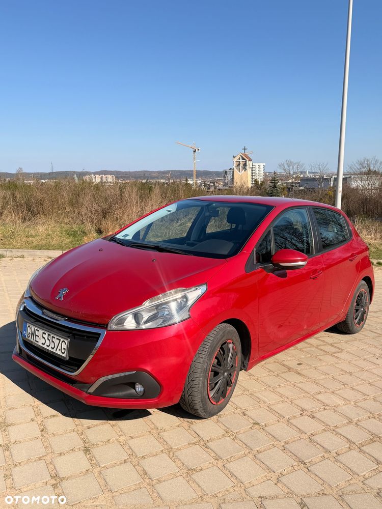Peugeot 208 - 7