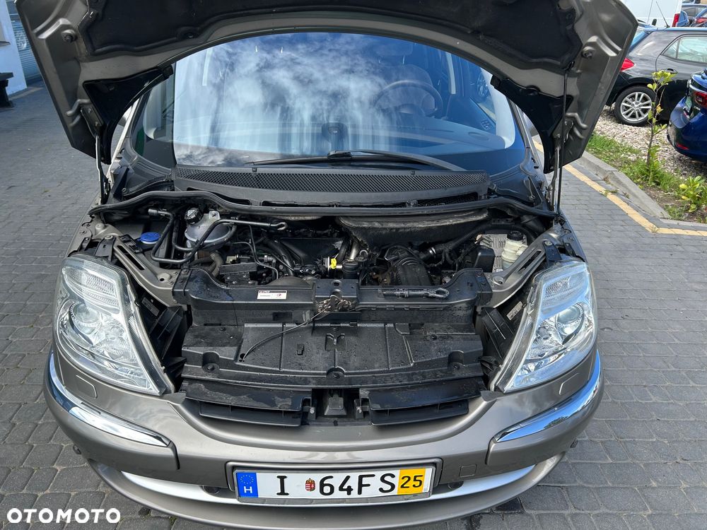 Citroën C8 2.0 HDi SX - 16