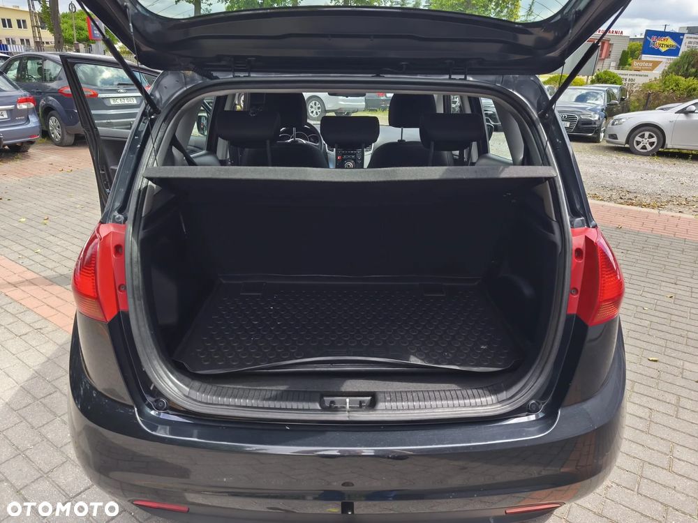 Kia Venga 1.4 CRDi 90 Spirit - 10