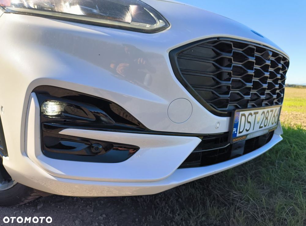 Ford Kuga 2.5 FHEV AWD Titanium X - 3