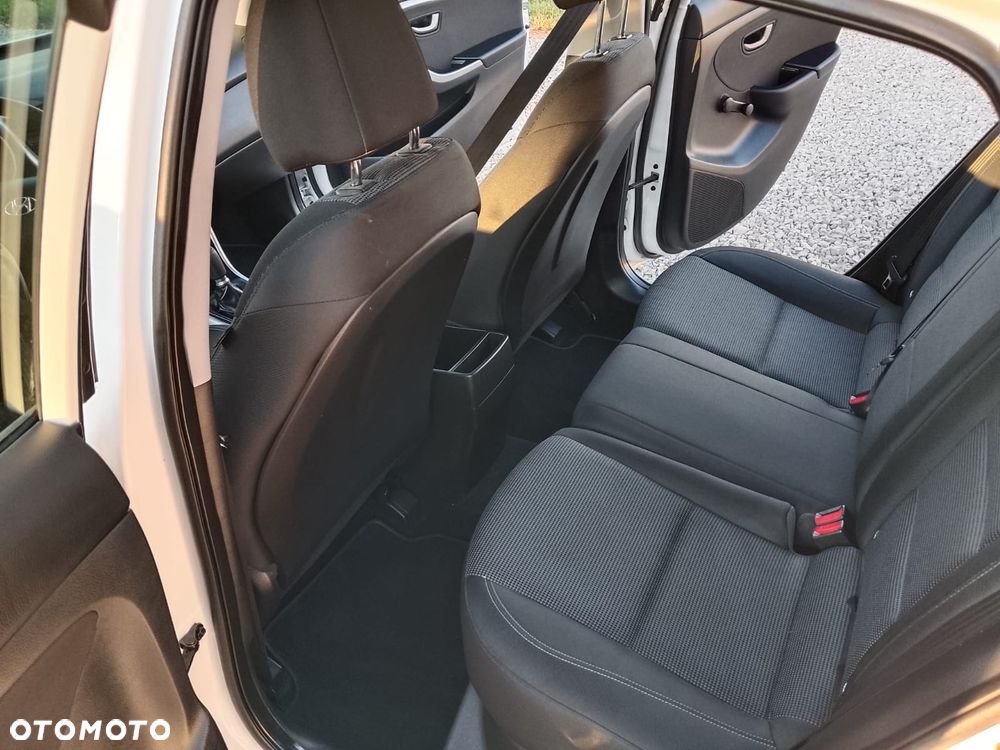 Hyundai i30 1.4 BlueDrive Comfort - 17