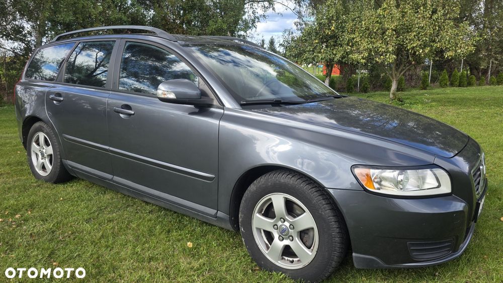Volvo V50