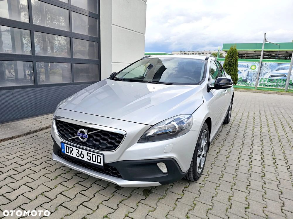 Volvo V40 Cross Country D2 Summum - 2