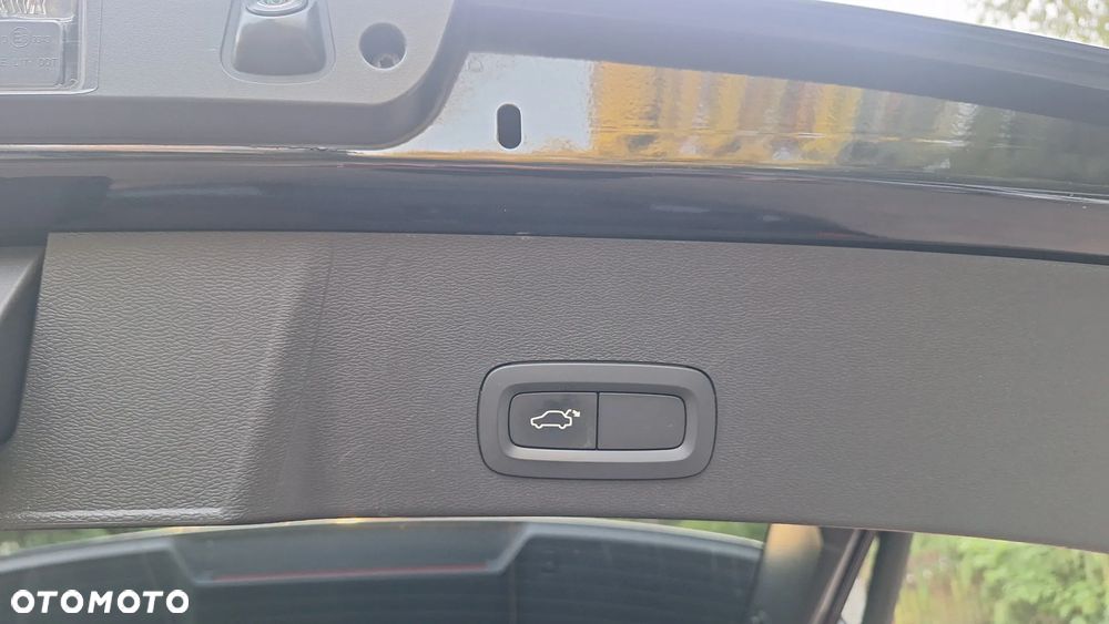 Volvo XC 40 T4 Geartronic Momentum - 18