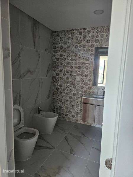 Arrenda Apartamento T2 - Grande imagem: 3/6