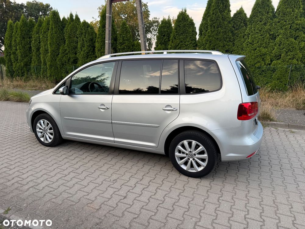 Volkswagen Touran 2.0 TDI DSG Highline - 6