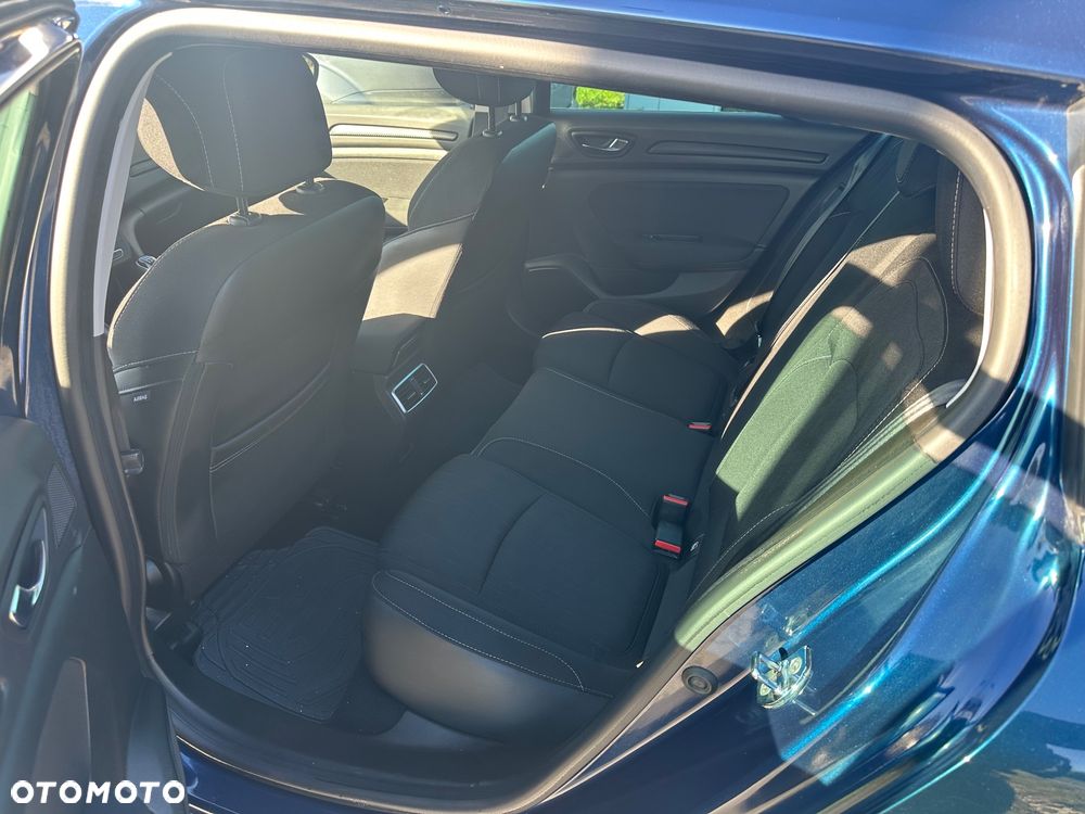 Renault Megane 1.6 SCe Limited - 10