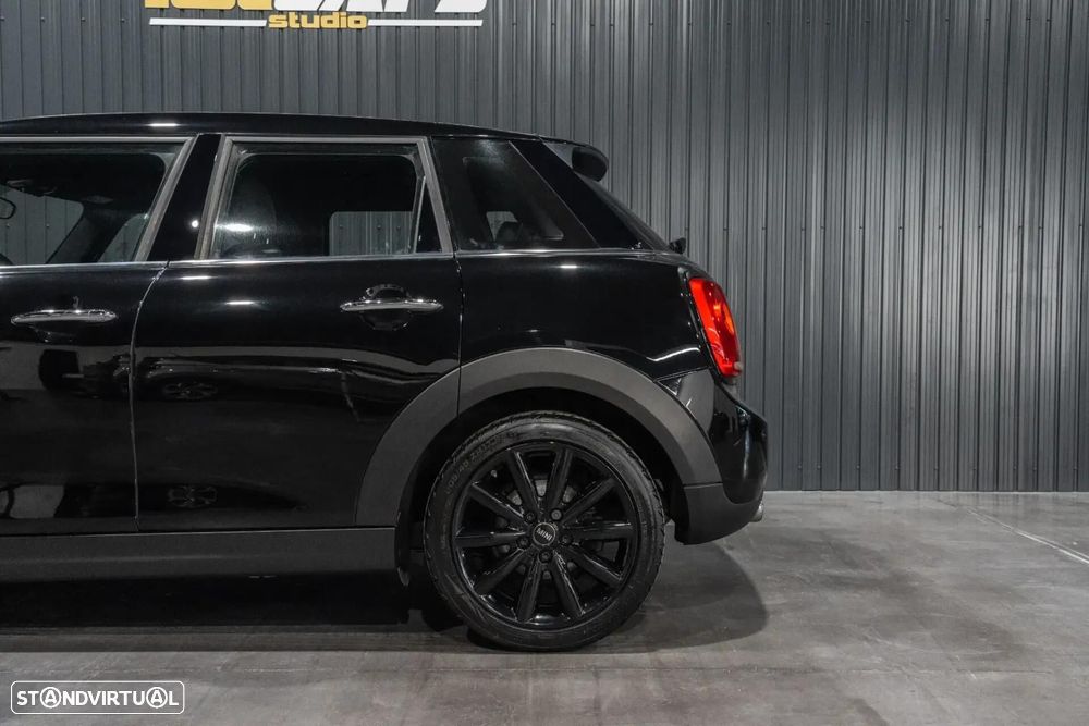 MINI 5 Portas Cooper D - 25