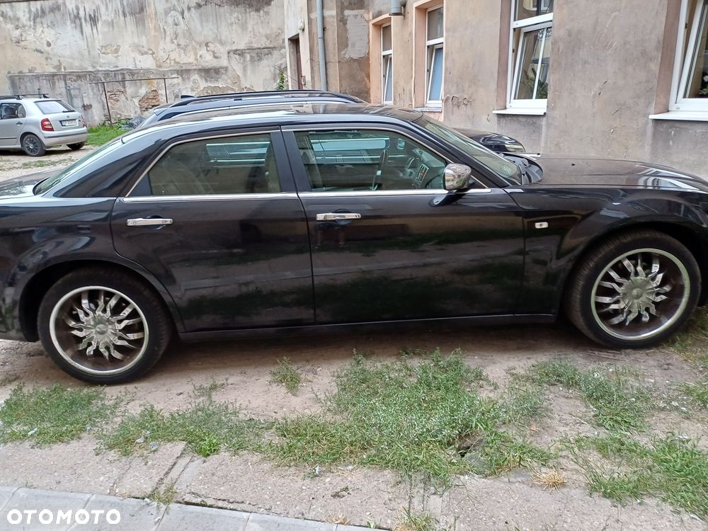 Chrysler 300C - 2