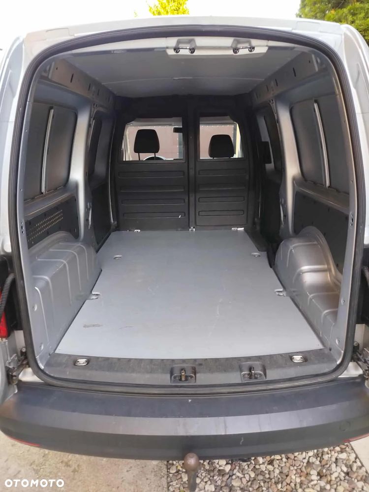 Volkswagen Caddy - 11