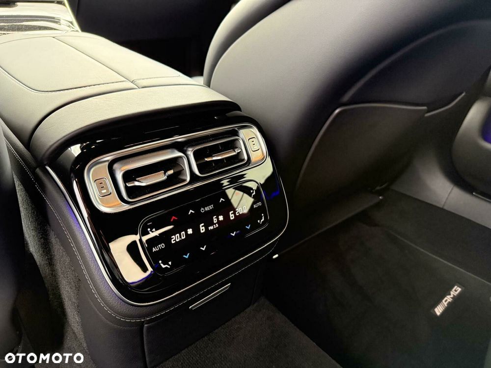 Mercedes-Benz Klasa S - 21