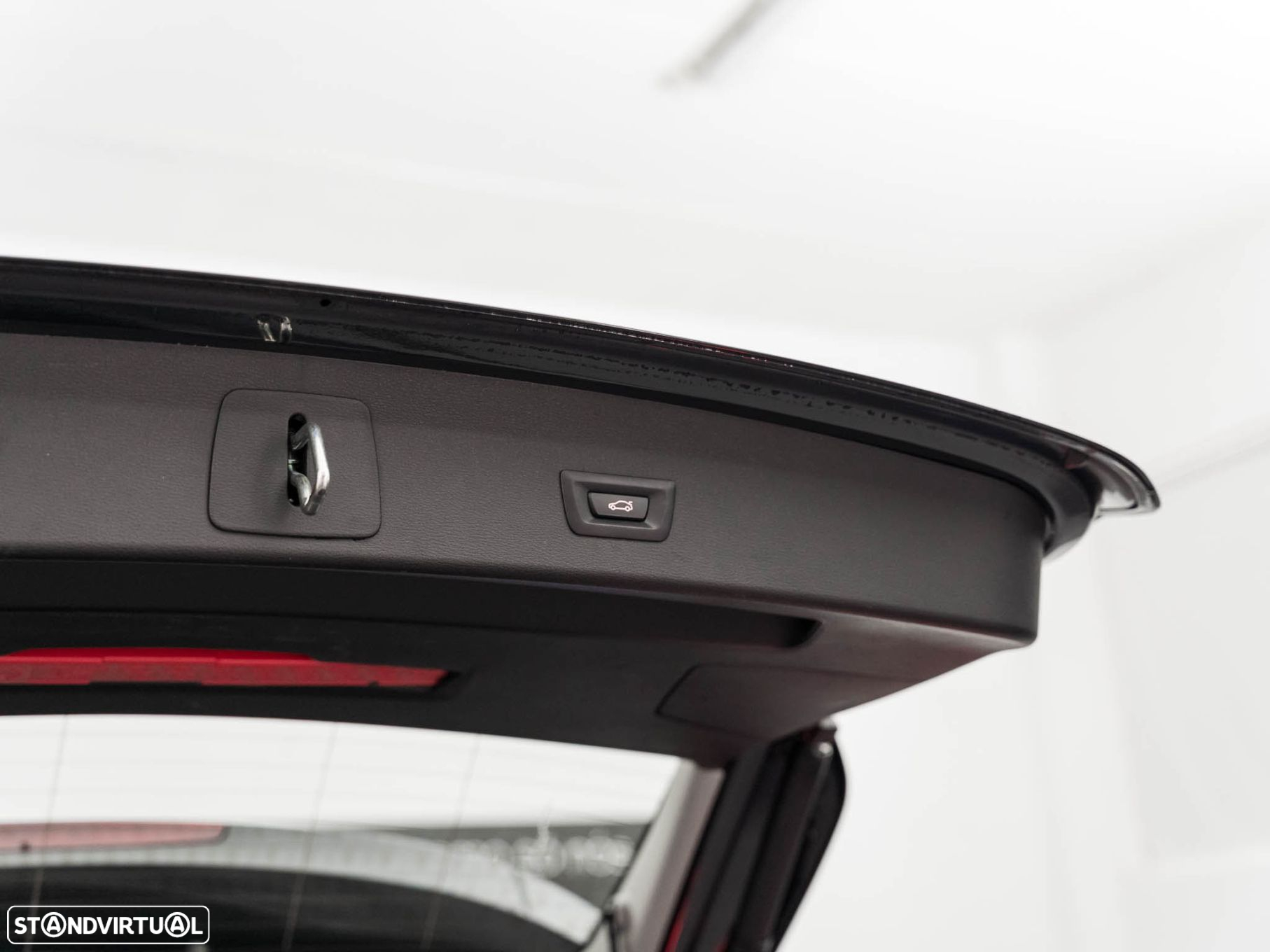 BMW X1 25 e xDrive Corporate Edition - 12