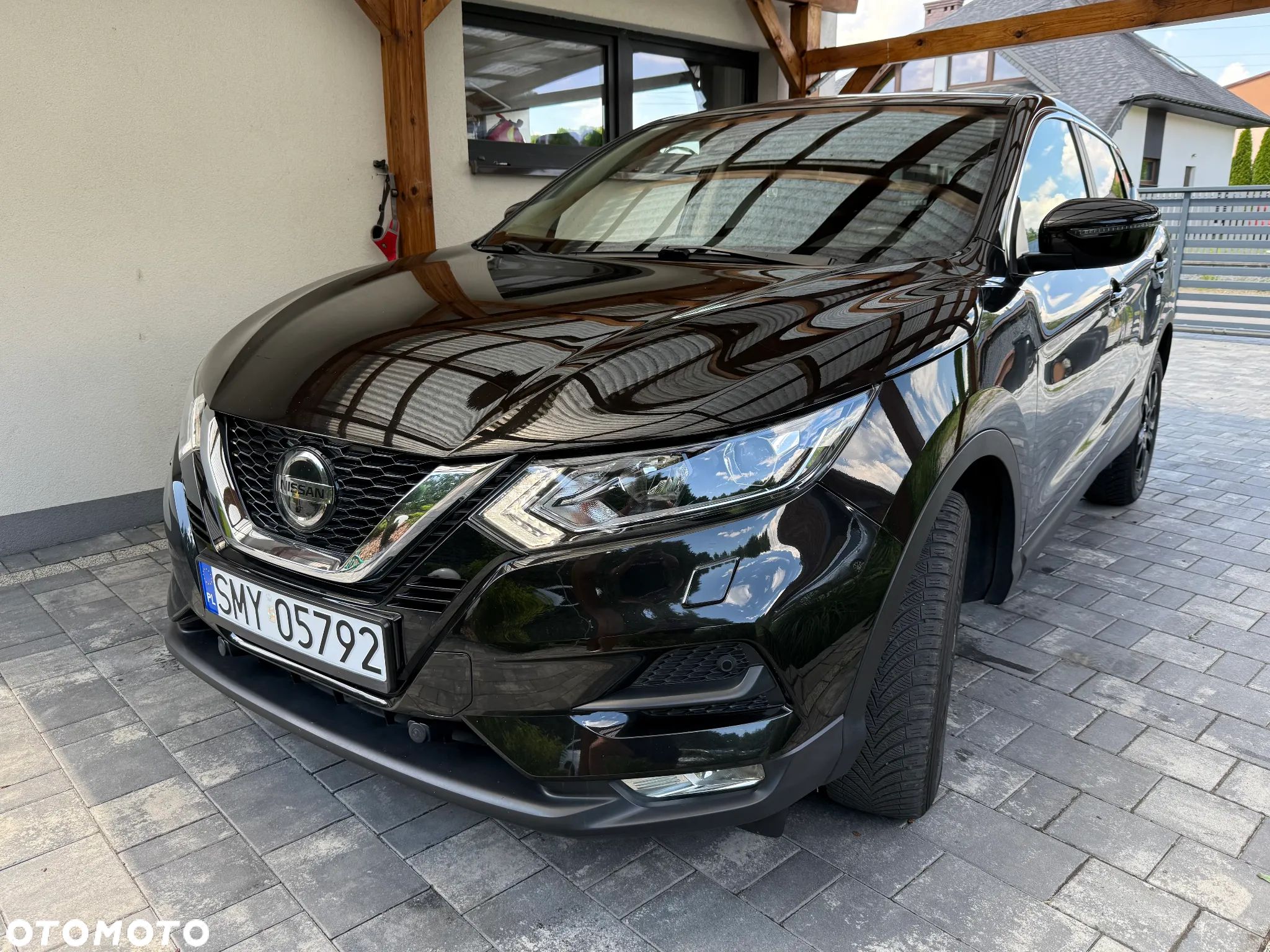 Nissan Qashqai - 1