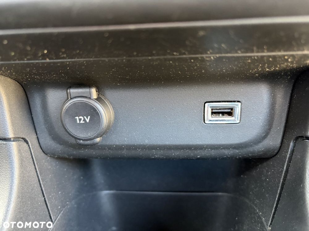 Citroën C3 1.2 PureTech Shine - 21