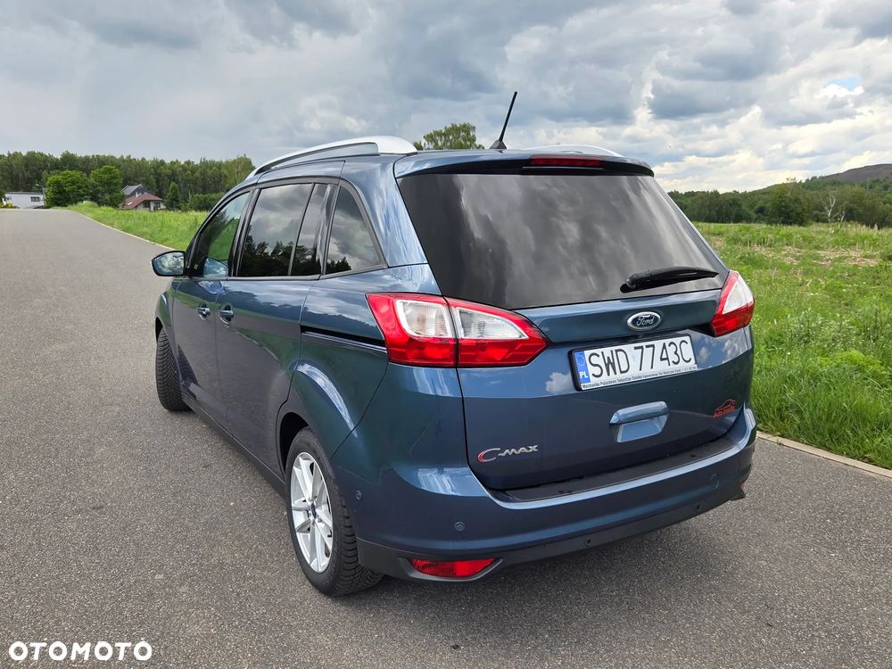 Ford Grand C-MAX - 4