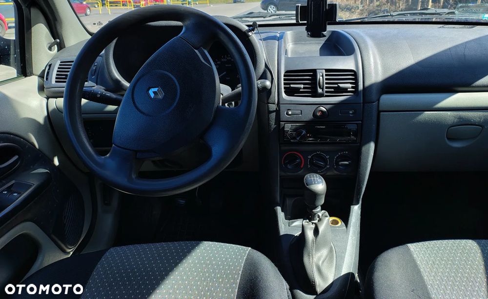 Renault Clio 1.2 16V Authentique - 7