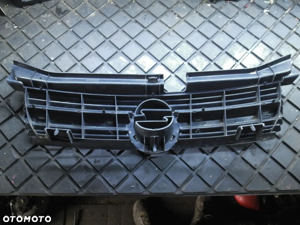 OPEL OMEGA B ORYGINALNY GRILL ATRAPA KRATKA 90491397 - 2