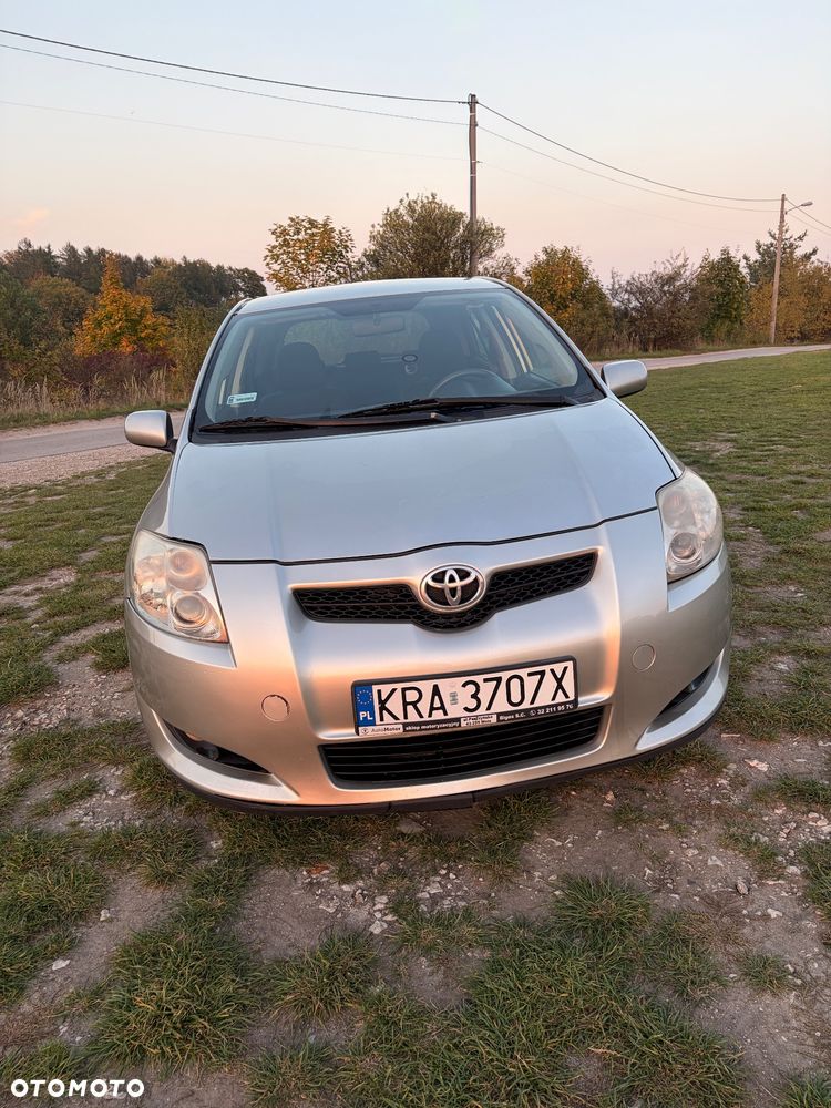 Toyota Auris 2007 photo 4