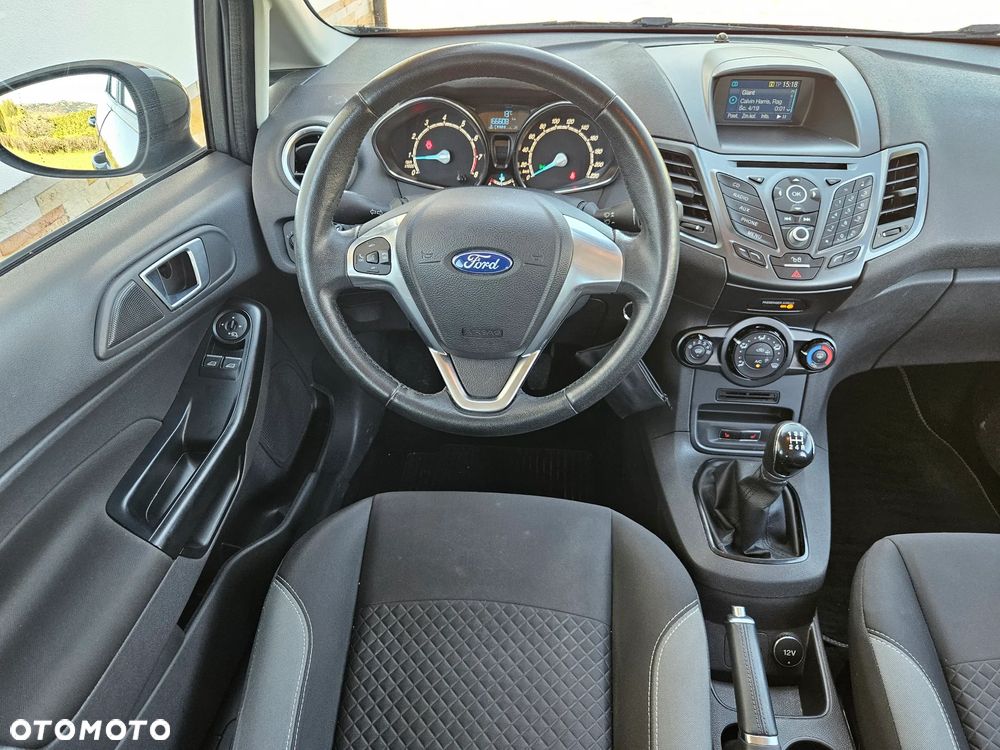Ford Fiesta - 21
