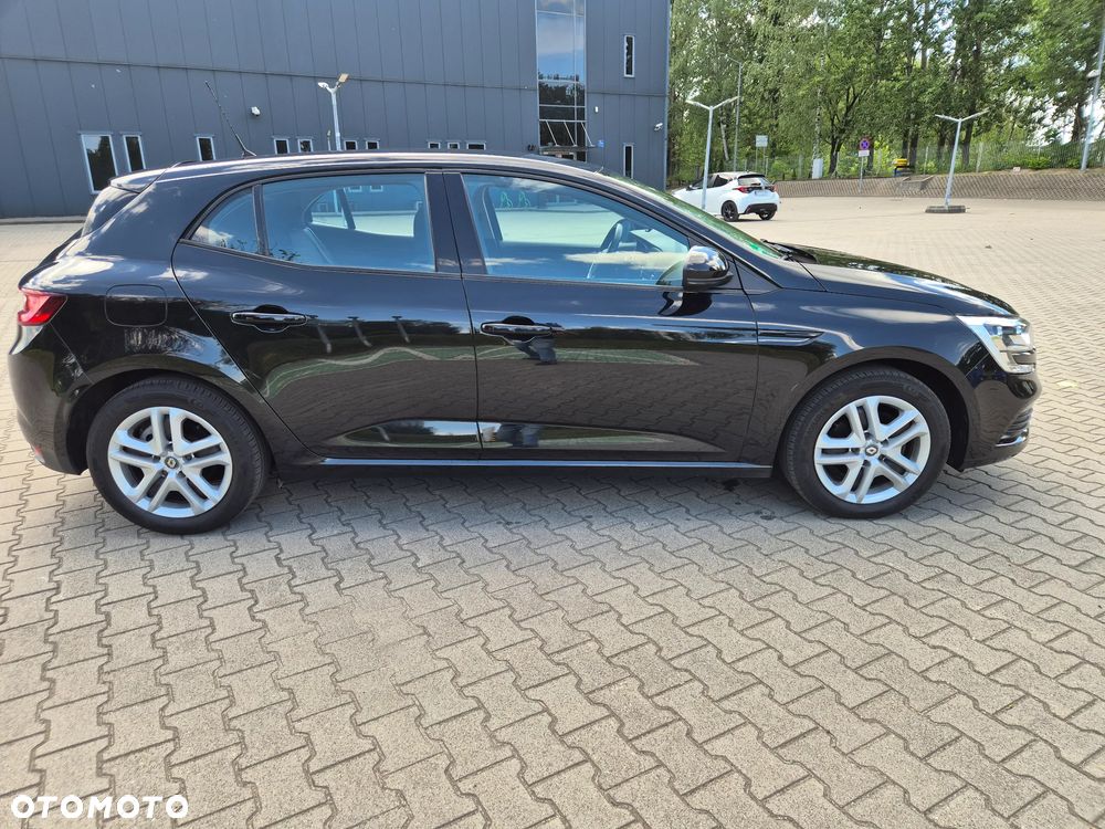 Renault Megane ENERGY TCe 130 PLAY - 8