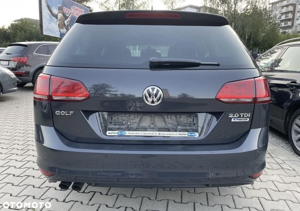 Volkswagen Golf - 5