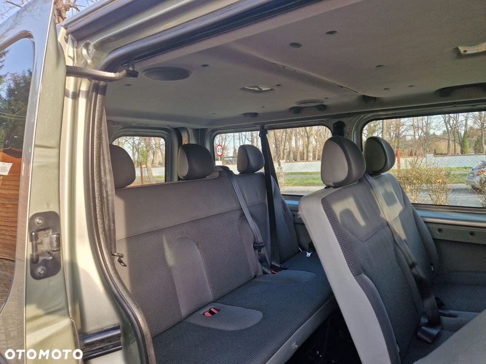 Opel Vivaro - 12