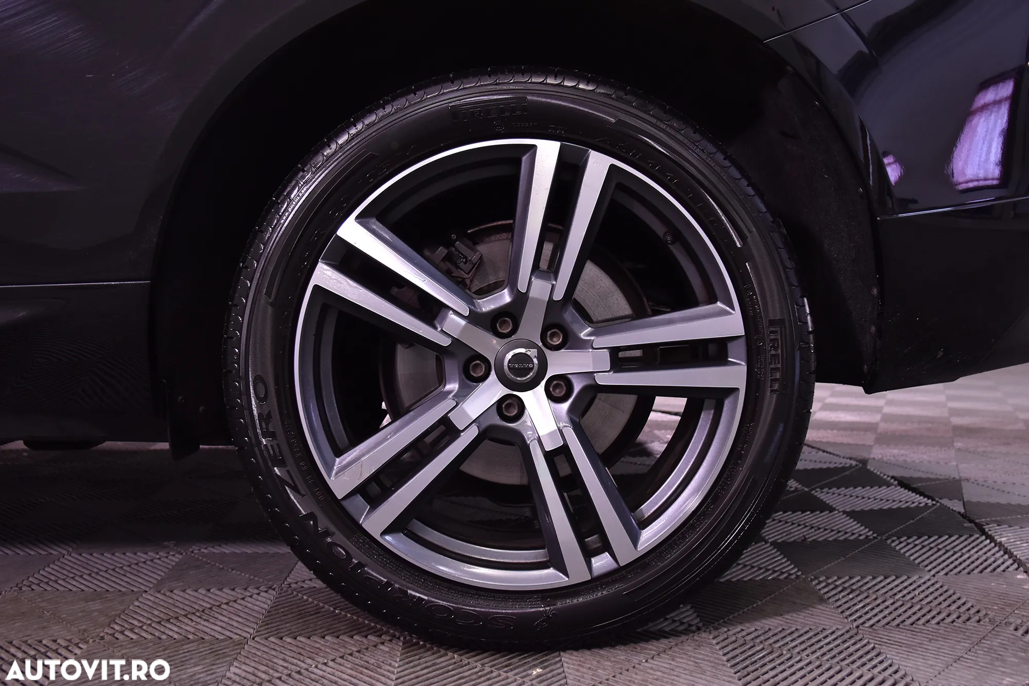 Volvo XC 60 - 13