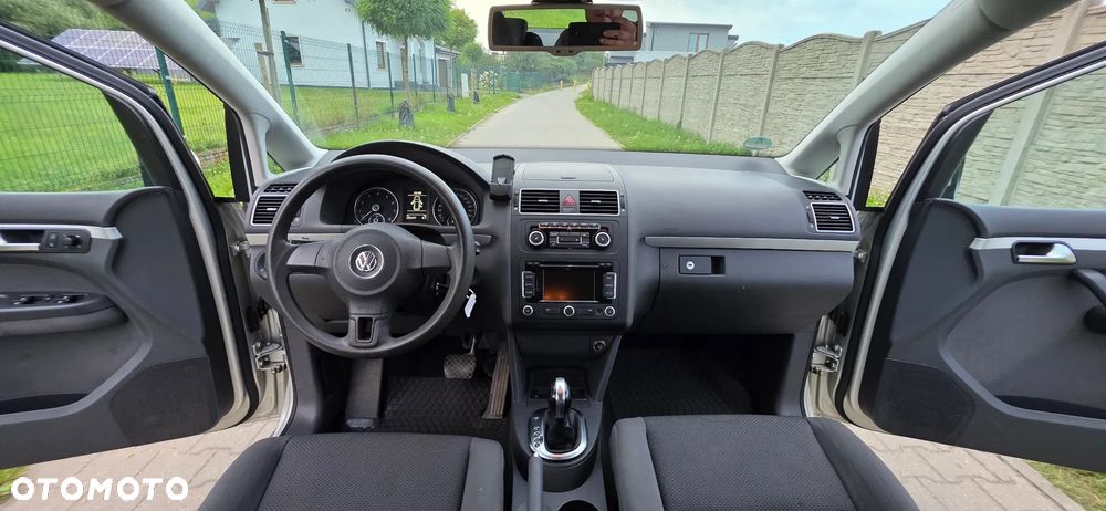 Volkswagen Touran 1.4 TSI DSG MATCH - 23