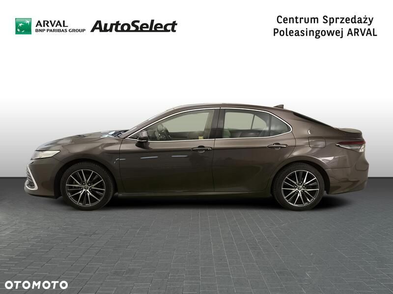 Toyota Camry 2.5 Hybrid Executive CVT - 2