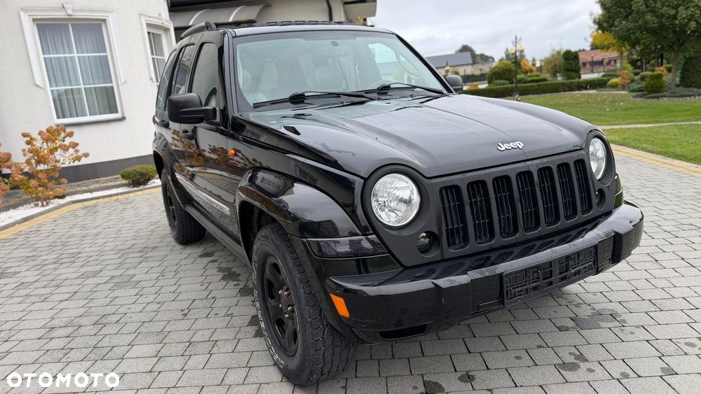 Jeep Cherokee - 1
