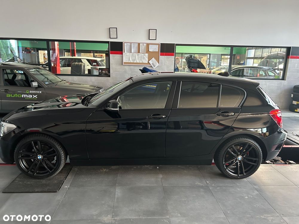 BMW Seria 1 118d Sport Line - 4