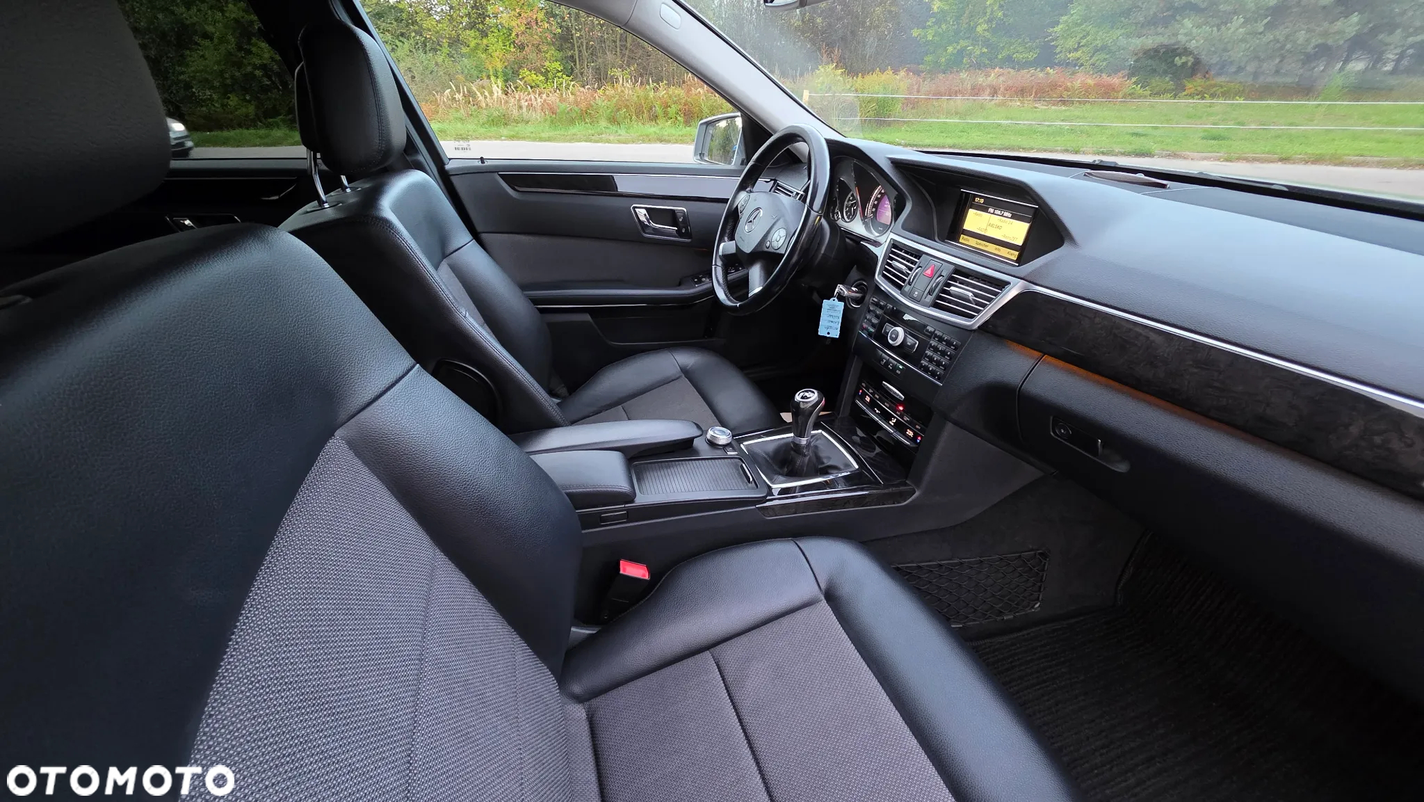Mercedes-Benz Klasa E 200 Kompressor Avantgarde - 11