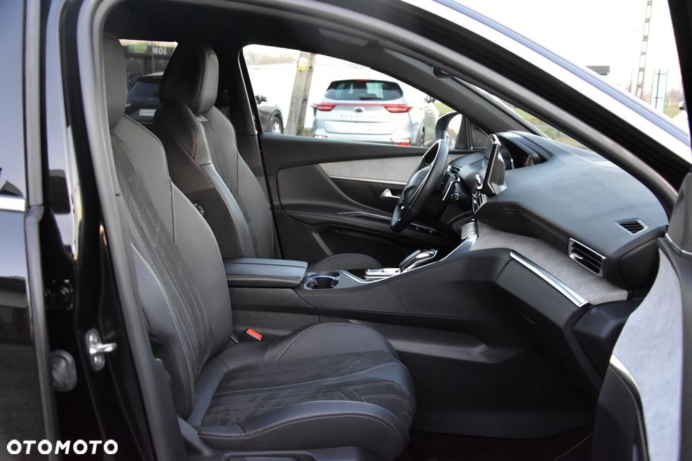 Peugeot 5008 1.6 PureTech GT S&S EAT8 - 27