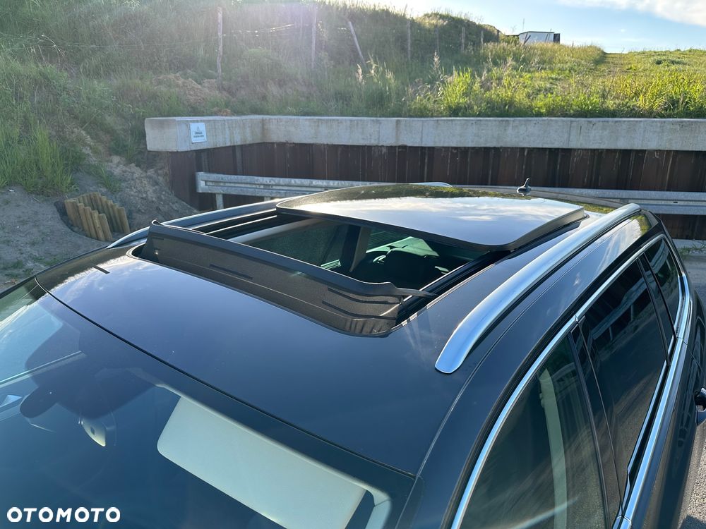 Volkswagen Passat Variant 1.6 TDI SCR DSG Business - 8