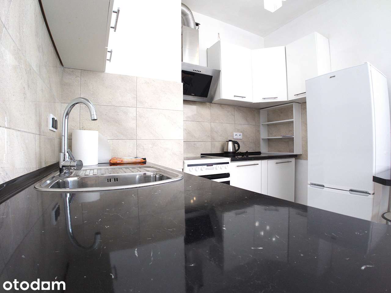 Wynajem: 2 pokoje, 38 m², Mokotów (ul. Cybernetyki 7E)