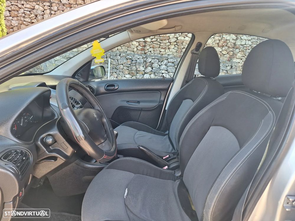 Peugeot 206 1.1 Look - 11