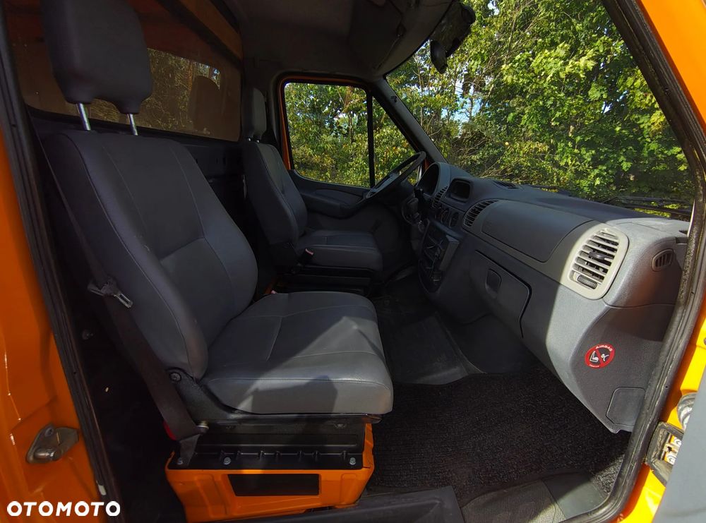 Mercedes-Benz SPRINTER - 4