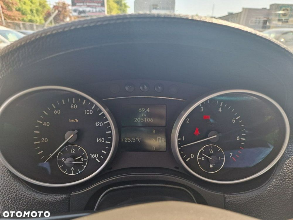 Mercedes-Benz GL - 10