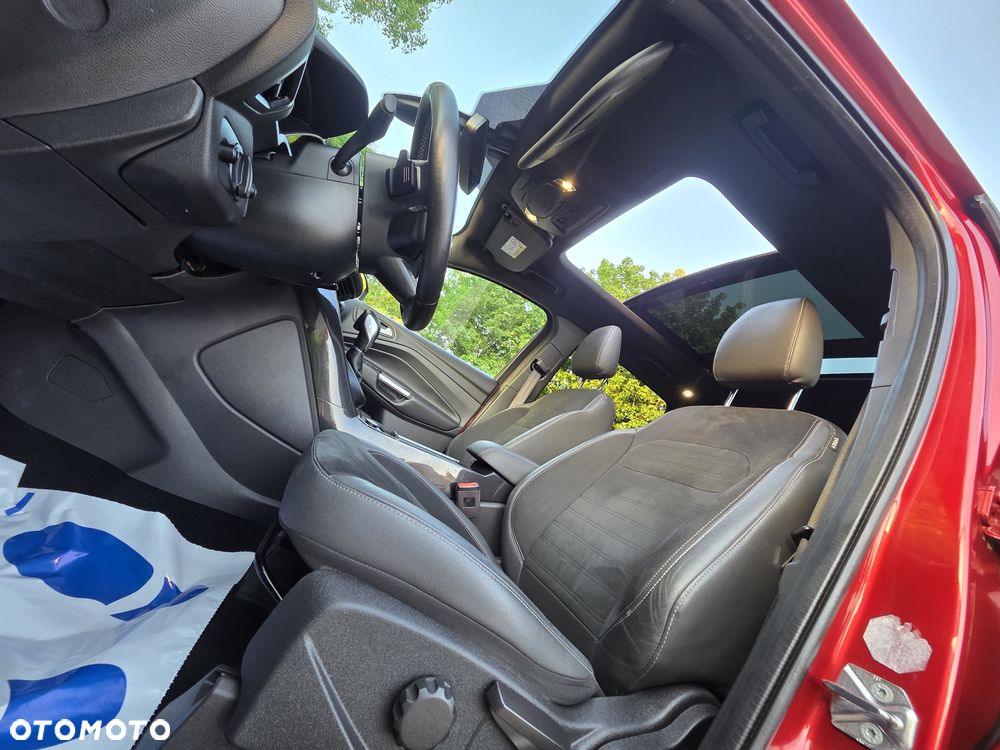 Ford Kuga 2.0 TDCi AWD ST-Line - 7