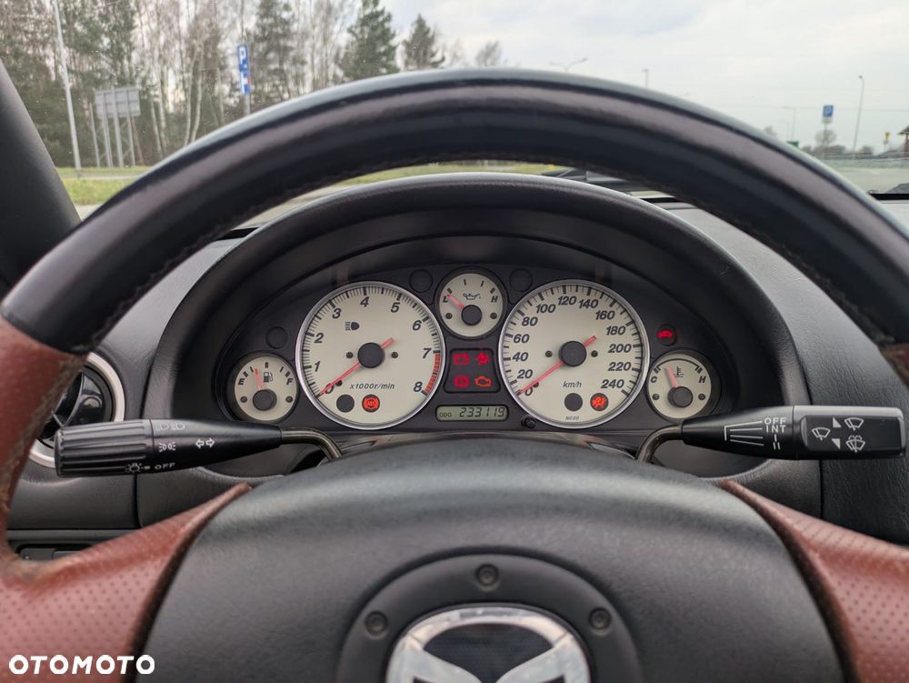 Mazda MX-5 1.6 16V - 16