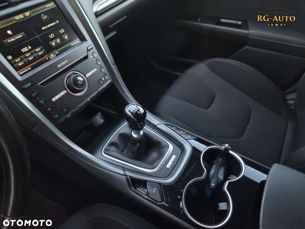 Ford Mondeo - 31