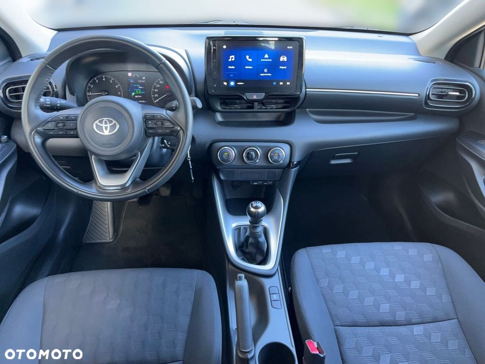 Toyota Yaris 1.5 Comfort - 10