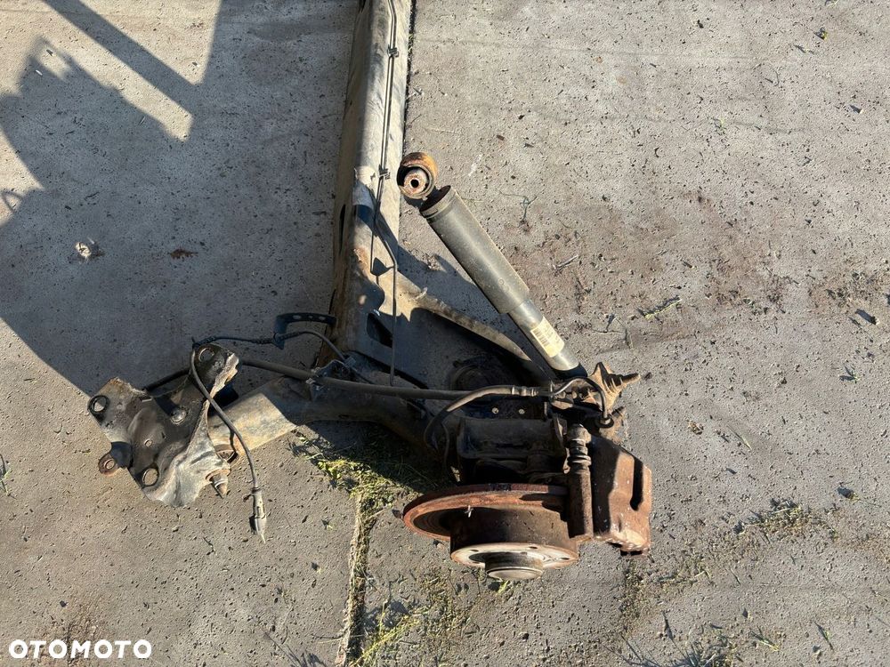 RENAULT FLUENCE I OŚ BELKA ZAWIESZENIA TYŁ KOMPLETNA - 3