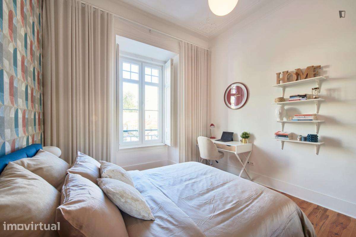 Quarto - localizado em Alcântara Lisbon - Grande imagem: 3/16