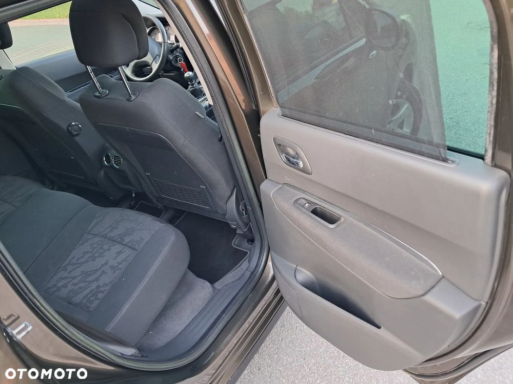 Peugeot 3008 HDi FAP 150 Business-Line - 17