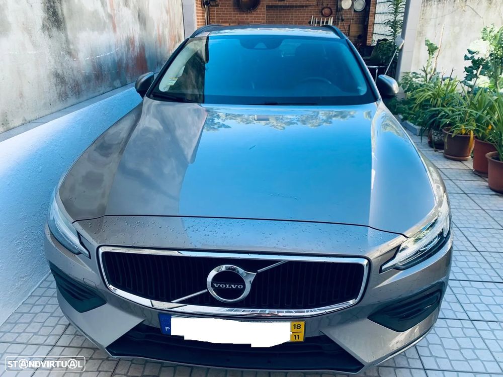 Volvo V60 2.0 D3 Momentum - 2